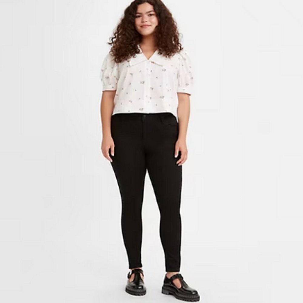 Levi's 720 High Rise Super Skinny Jeans Black 22W Plus Size Stretch